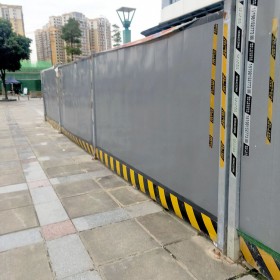 四川热销灰色铁皮围挡板绿色小草施工围挡市政工程装配式挡板可定制
