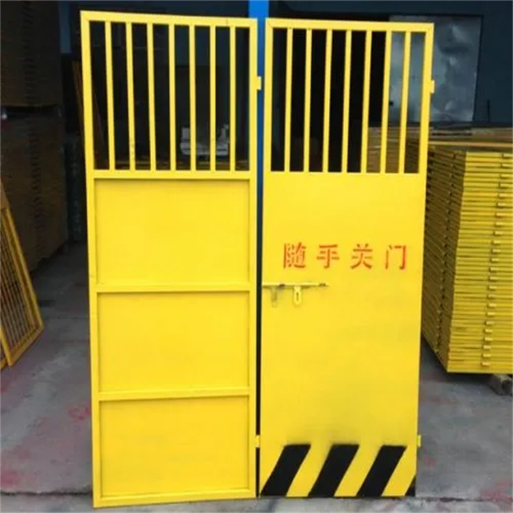 电梯门电梯井道安全防护栏 楼层封闭隔离栏 人货井口防护门
