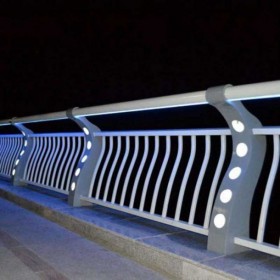 四川市政灯光道路护栏厂家 批发桥梁灯光护栏 桥梁景观护栏