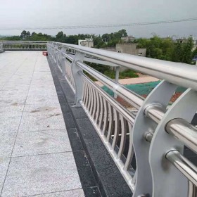 重庆灯光防撞护栏厂家直销河道景观护栏 桥梁发光护栏