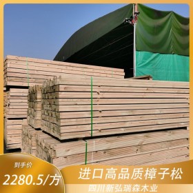 防腐木木屋工程 定制重型防腐木木屋 可批发防腐木圆柱