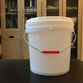20斤PP塑料扣盖桶 定制加工圆桶 晓平桶 品质保证 现货直发
