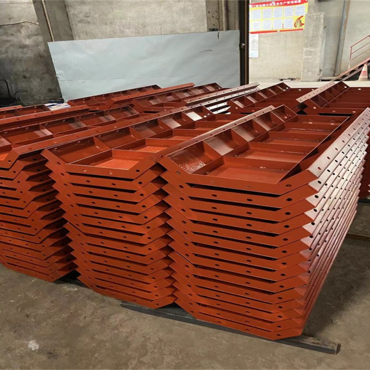 厂家生产 防撞墙钢模板 护坡钢模板 平面钢模板   装配便捷