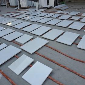 供应汉白玉纯白石板  多种规格石板供应定制