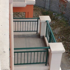 小区阳台护栏 锌钢围栏网 窗台安全栏杆