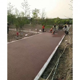 重庆市沙坪坝区 彩色透水混凝土材料粘接剂彩色混凝土路面  生态透水混凝土源头材料厂家 【豪轩建筑】 生态透水砼   透水混凝土材料厂家批发  免费提供技术指导  送货到工地