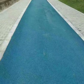 甘孜藏族自治州 彩色透水混凝土道路 彩色透水混凝土材料生产厂家   压模混凝土材料厂家 透水混凝土材料报价 量大送货到工地