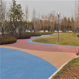 彩色透水混凝土 透水混凝土罩面喷涂 无砂透水混凝土添加剂 全国施工 透水混凝土3公分施工