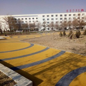 庆阳市 路面彩色透水混凝土 海绵城市透水地坪 c20透水混凝土 厂家直销送货到工地
