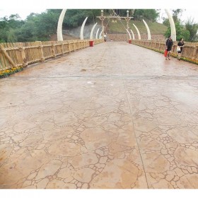 崇州市 混凝土压花地坪 混凝土透水地坪